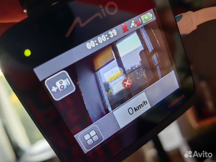 Видеорегистратор mio mivue 588