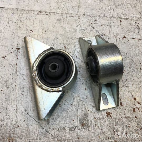 Усиленная опора Коробки Раздаточной нива