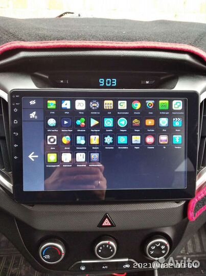 Штатная магнитола на Хендай creta
