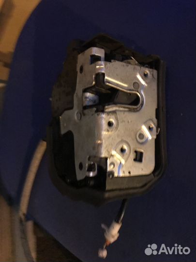 Замок боковой двери Bmw X5 E53