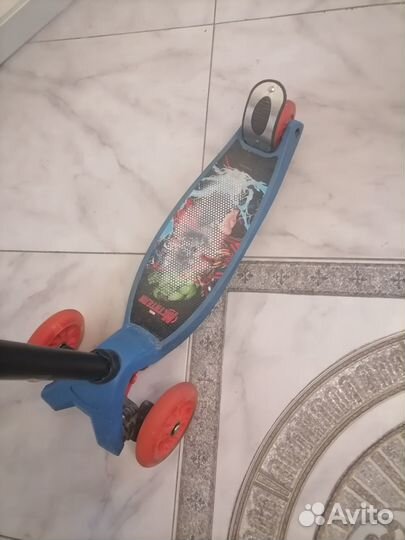 Самокат детский трехколесный бу