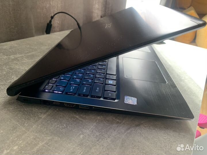 Игровой ноутбук Acer Aspire7 a715-71g-53r6