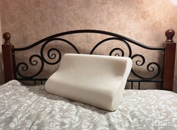 Ортопедическая подушка с эффектом памяти