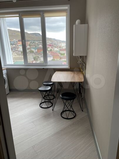 2-к. квартира, 65 м², 6/6 эт.