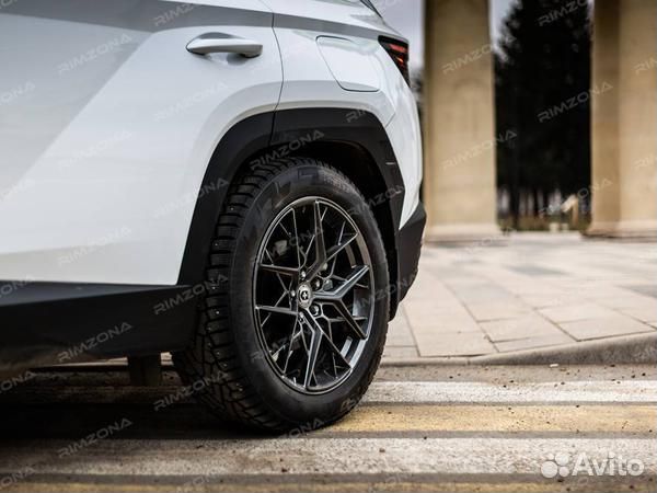 Литые диски HRE FF10 R19 на Хундай Tucson