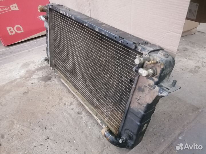 Радиатор land rover discovery 1