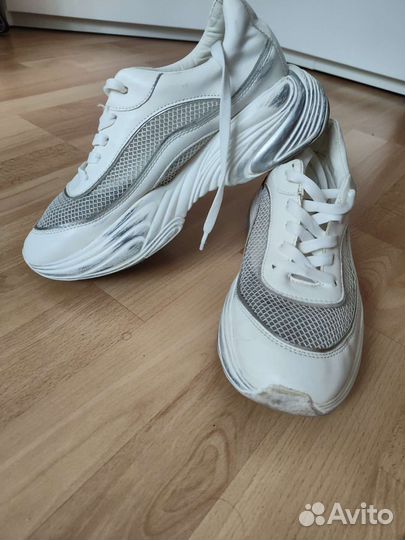 Кроссовки женские 40 41 размер