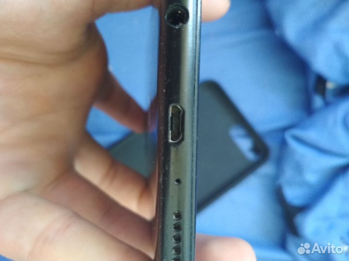 HUAWEI Y9 (2018), 3/32 ГБ