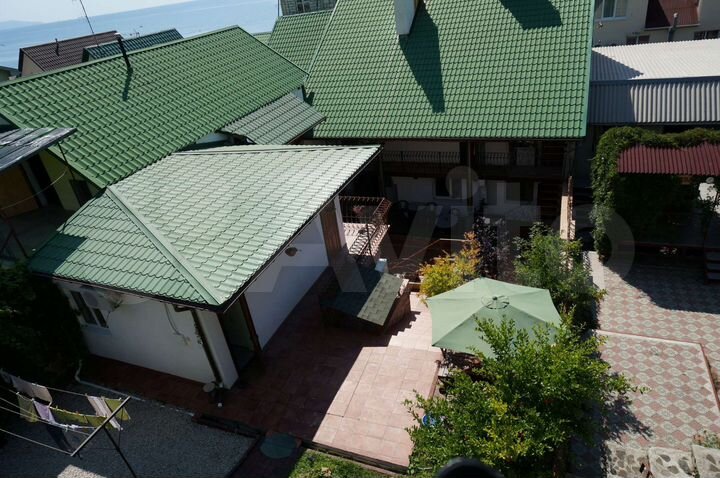 Коттедж 340 м² на участке 6 сот.