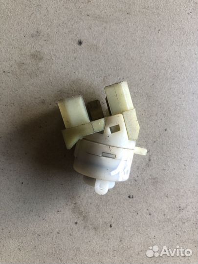 Контактаная группа Volkswagen Vento