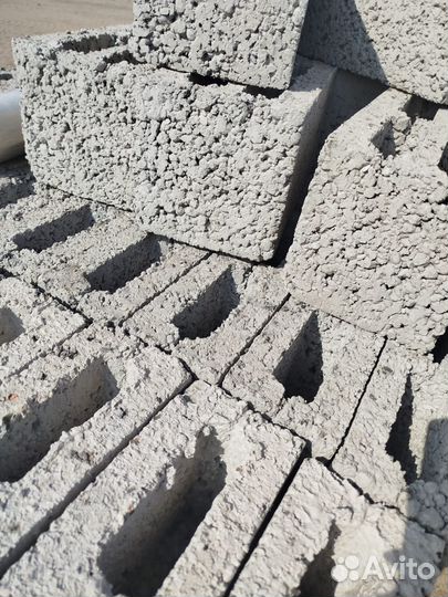 Шлакоблок керамзитный керамзитобетонный бетонный U