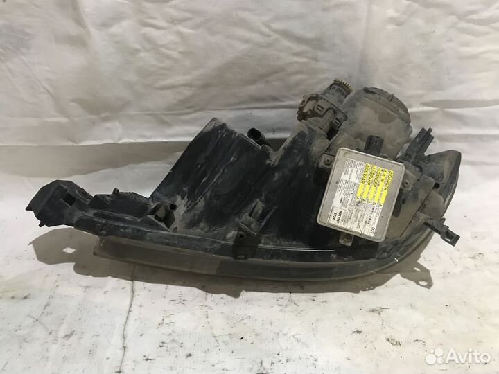 Фара правая Mazda 3