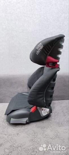 Детское автомобильное кресло от 15 до 36 кг