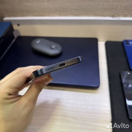 iPhone 15 Pro, 128 ГБ