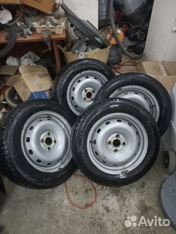 Nokian Tyres Hakkapeliitta 8 185/65 R15
