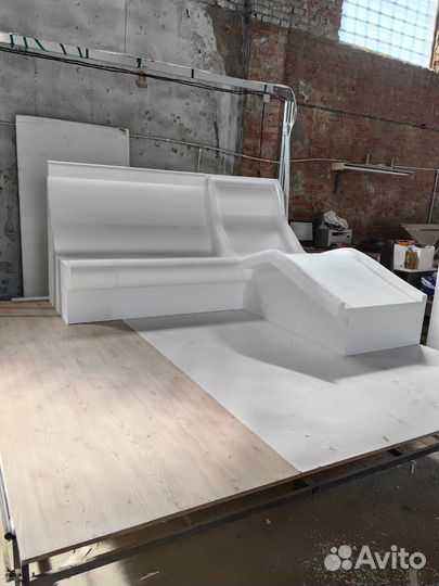 Лежаки в хамам. Сидушка в хамам. Скамья для хамама