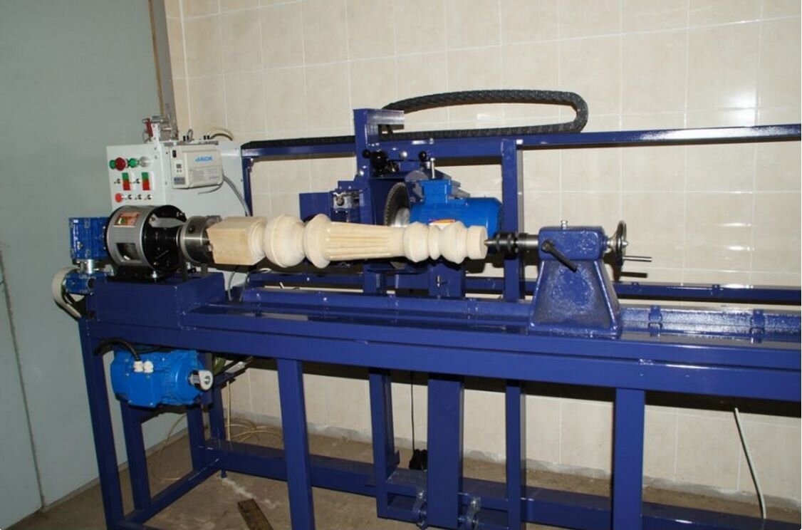 Токарный станок по дереву ктф 7. Токарно копировально фрезерный станок. Токарно-фрезерный станок тфс-1550. Токарный станок по дереву ктф 7. Ктф-7 копировальный токарно-фрезерный станок.