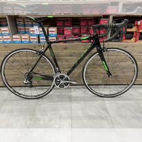 Шоссейный велосипед Scott Addict Team Issue