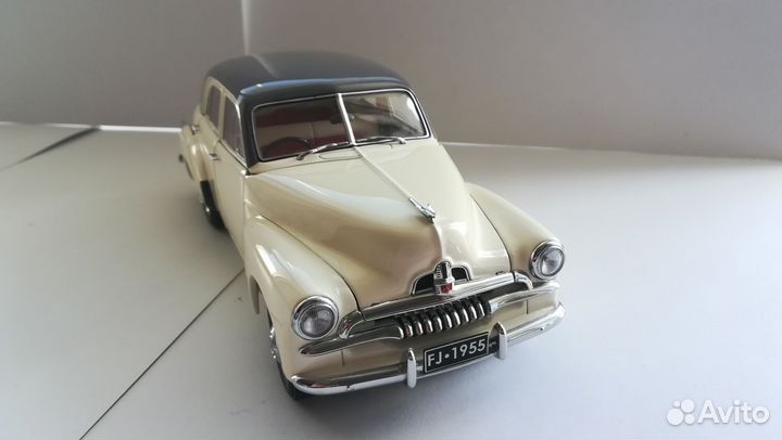 Модель автомобиля Holden FJ sedan