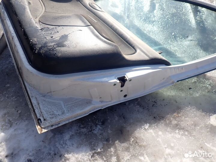 Дверь передняя правая для Peugeot 206 1998-2012