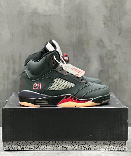 Кроссовки Air jordan retro 5