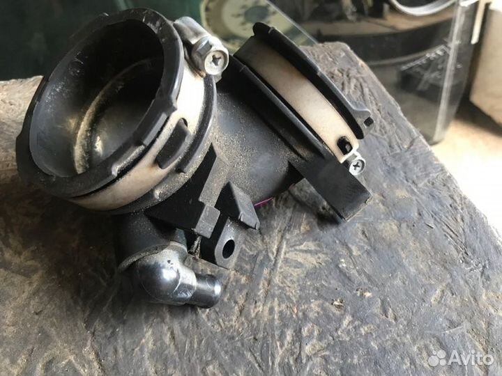 Патрубок воздушного фильтра Mazda Demio