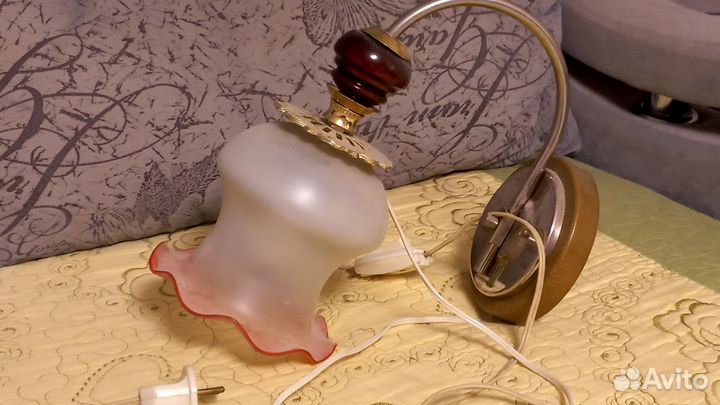 Настенный светильник бра