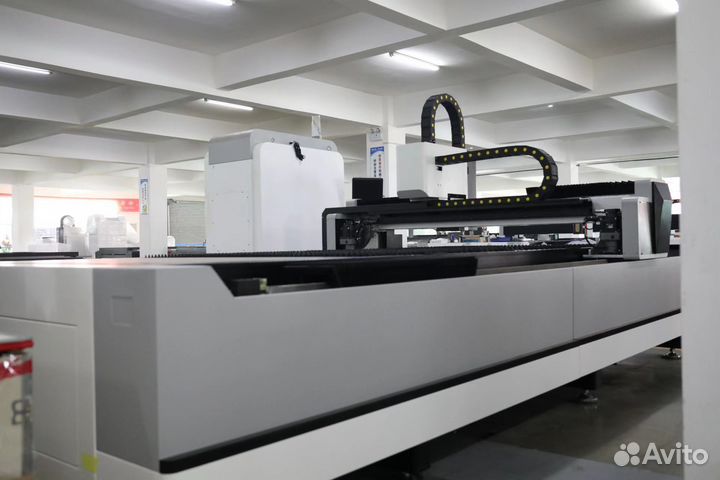 Лазерный станок для резки металла G-weike LF3015E