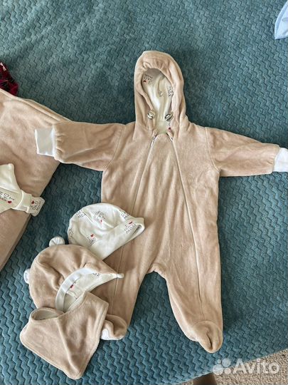 Конверт одеяло на выписку с комбинезоном