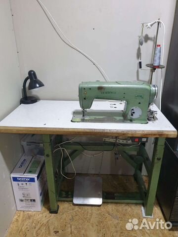 Производственная швейная машинка