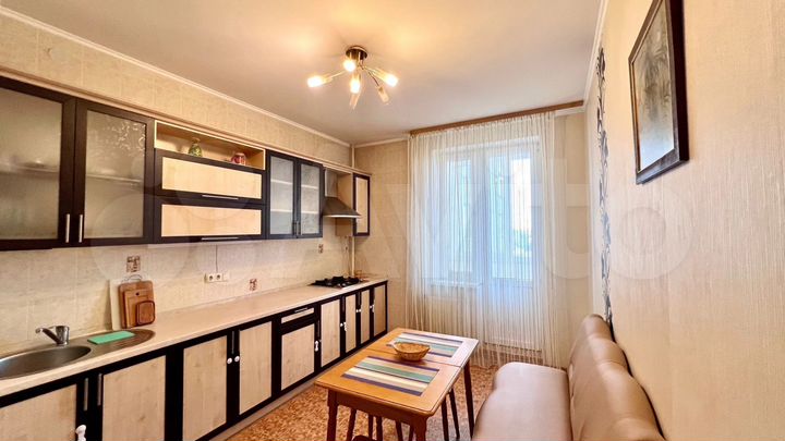 2-к. квартира, 74 м², 6/10 эт.