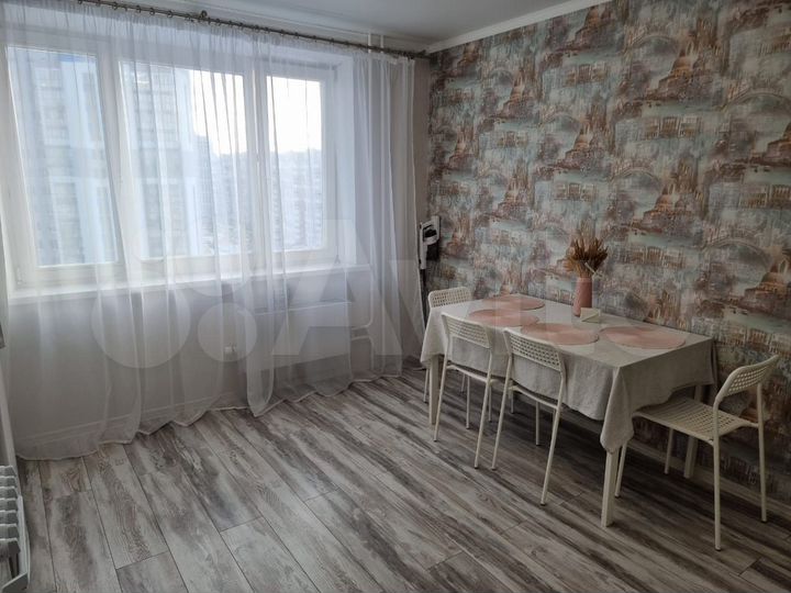 1-к. квартира, 40 м², 12/17 эт.