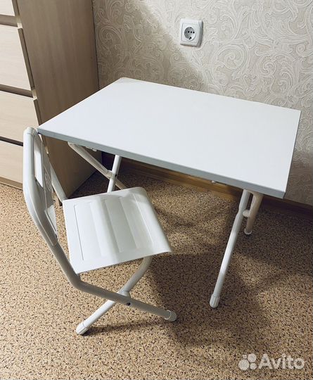 Детский стол и стульчик