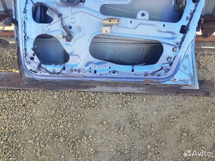 Передняя правая дверь daewoo nexia