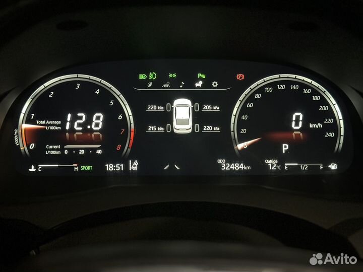 Toyota Camry 2.5 AT, 2023, 32 500 км