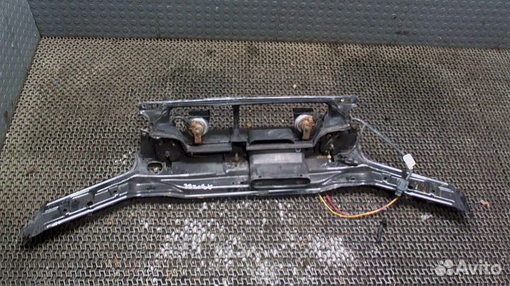 Рамка капота Volvo S60, 2007