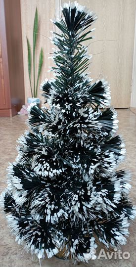 Продам елочку 50см
