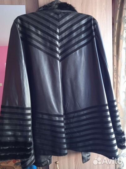 Куртка кожаная женская