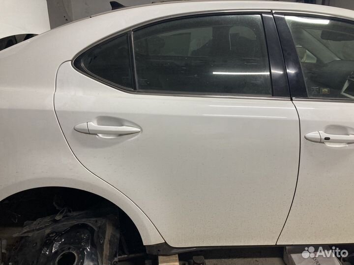 Двери Lexus Лексус ис 250 is 350