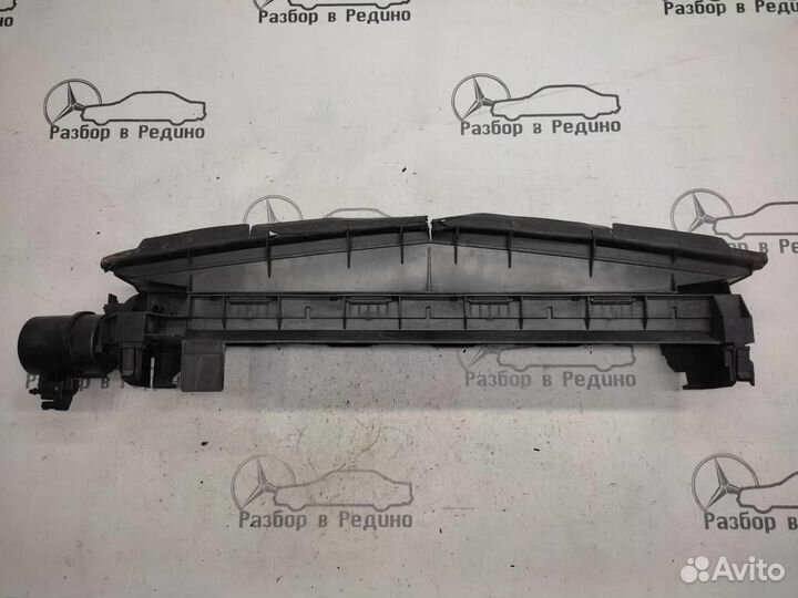 Воздухозаборник w211 E-class 112.913 05.2002