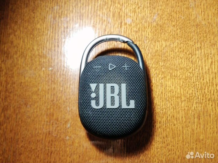 Колонка jbl charge 4