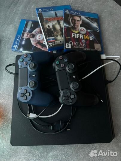 Sony playstation 4 PS4 slim 1tb