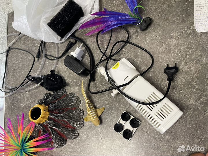 Фильтр для аквариума мощный+украшения