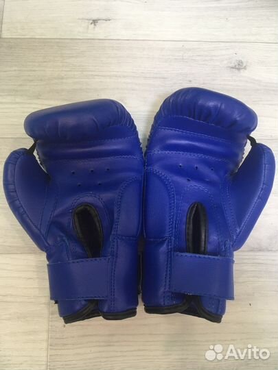 Боксерские перчатки everlast