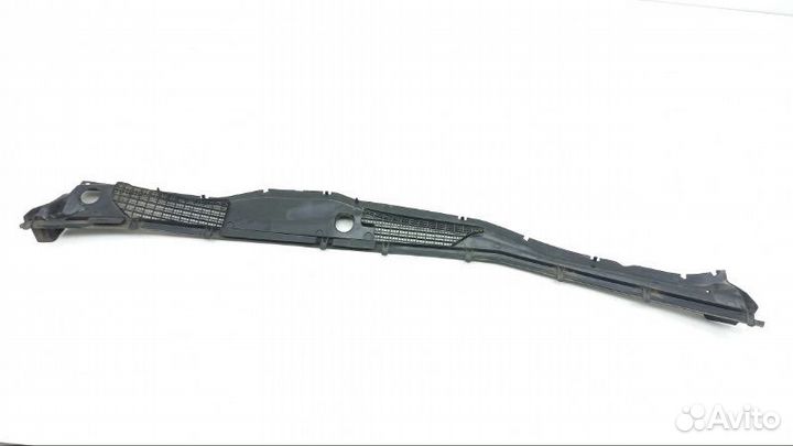 Планка под дворники Toyota Mark Ii GX110