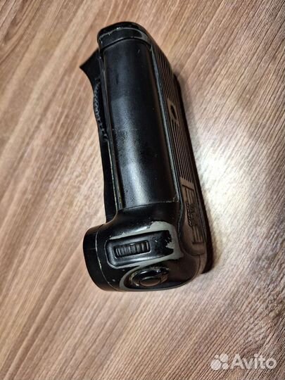 Батарейный блок nikon MB-D10 оригинал