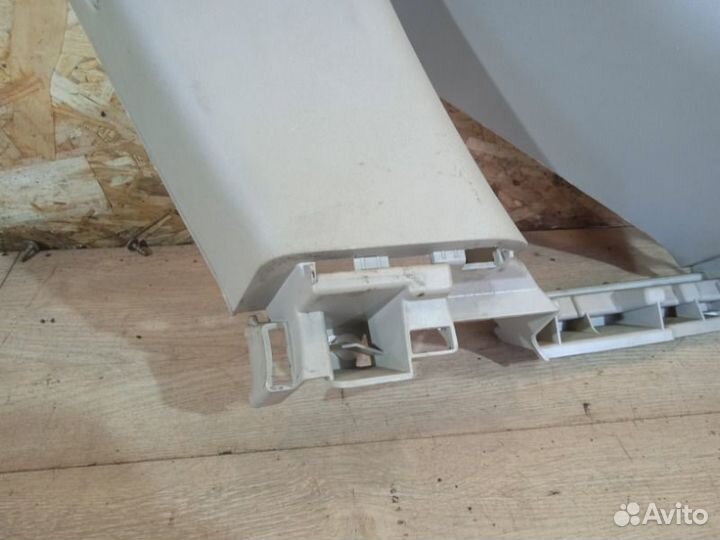 Обшивка багажника задняя правая Infiniti Fx S51