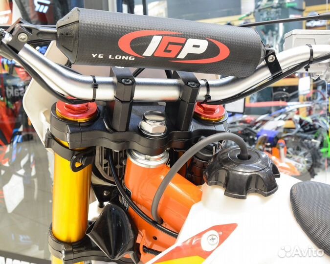 Мотоцикл Regulmoto Athlete 250 21/18