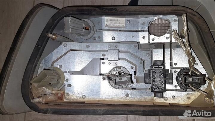 Фонарь задний наружный правый BMW 3-Series E36 19