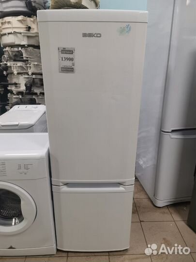 Узкий холодильник Беко б\у